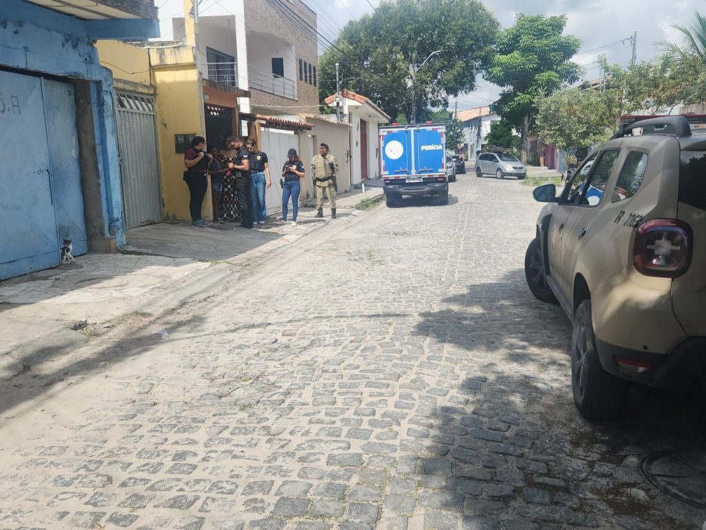 mulher-campinho-portoseguro004