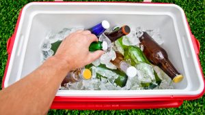 como-montar-um-cooler-perfeito-para-o-carnaval-atacadao.jpg